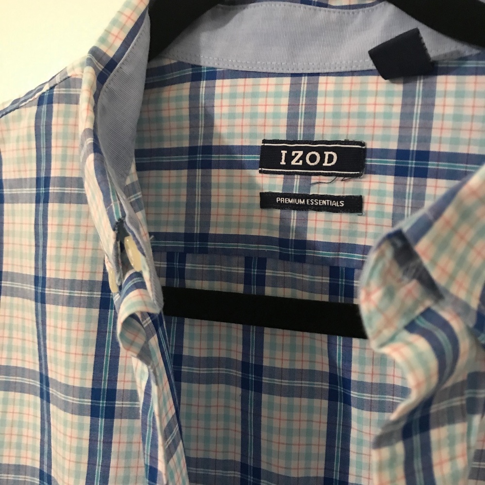 Izod Plaid Woven Button Up